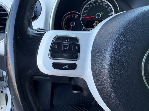 Used 2014 Volkswagen Beetle 2.5 image 28
