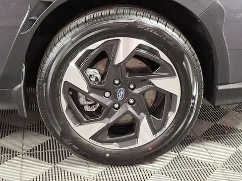 Used 2025 Subaru Crosstrek 2.5i Limited AWD/4WD image 11