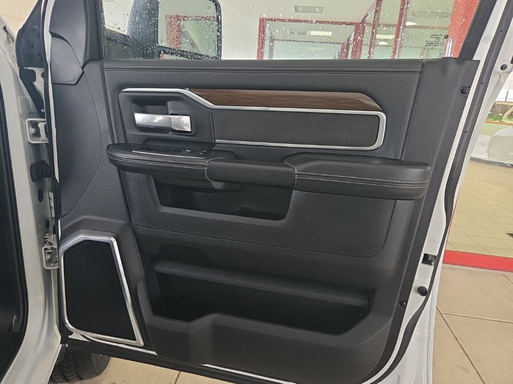 Used 2024 RAM 2500 Laramie w/ Safety Group AWD/4WD image 17