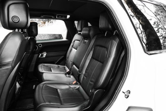 Used 2018 Land Rover Range Rover Sport HSE AWD/4WD image 22