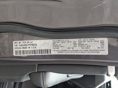 Used 2023 Jeep Grand Cherokee L Limited w/ Trailer Tow Group (B) image 29