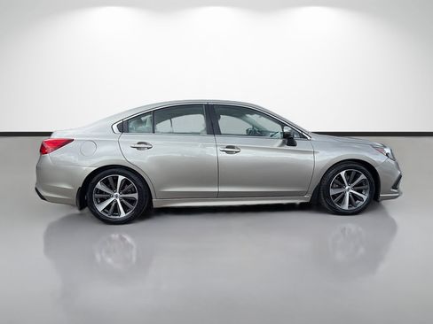 Used 2019 Subaru Legacy 3.6R Limited w/ Popular Package #2A AWD/4WD image 2