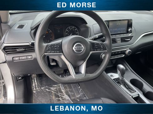 Used 2022 Nissan Altima 2.5 S FWD image 32
