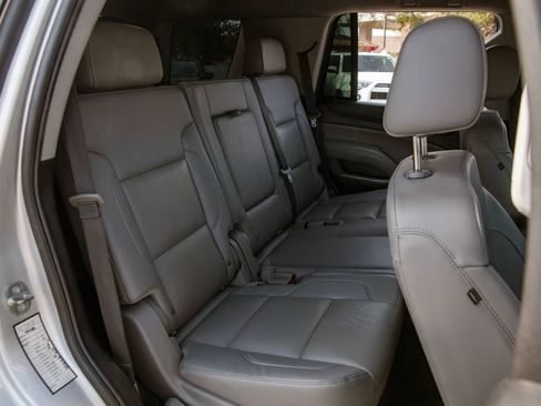 Used 2020 Chevrolet Tahoe LT image 12