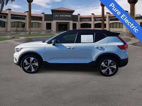 Used 2022 Volvo XC40 P8 Recharge Plus AWD/4WD image 5