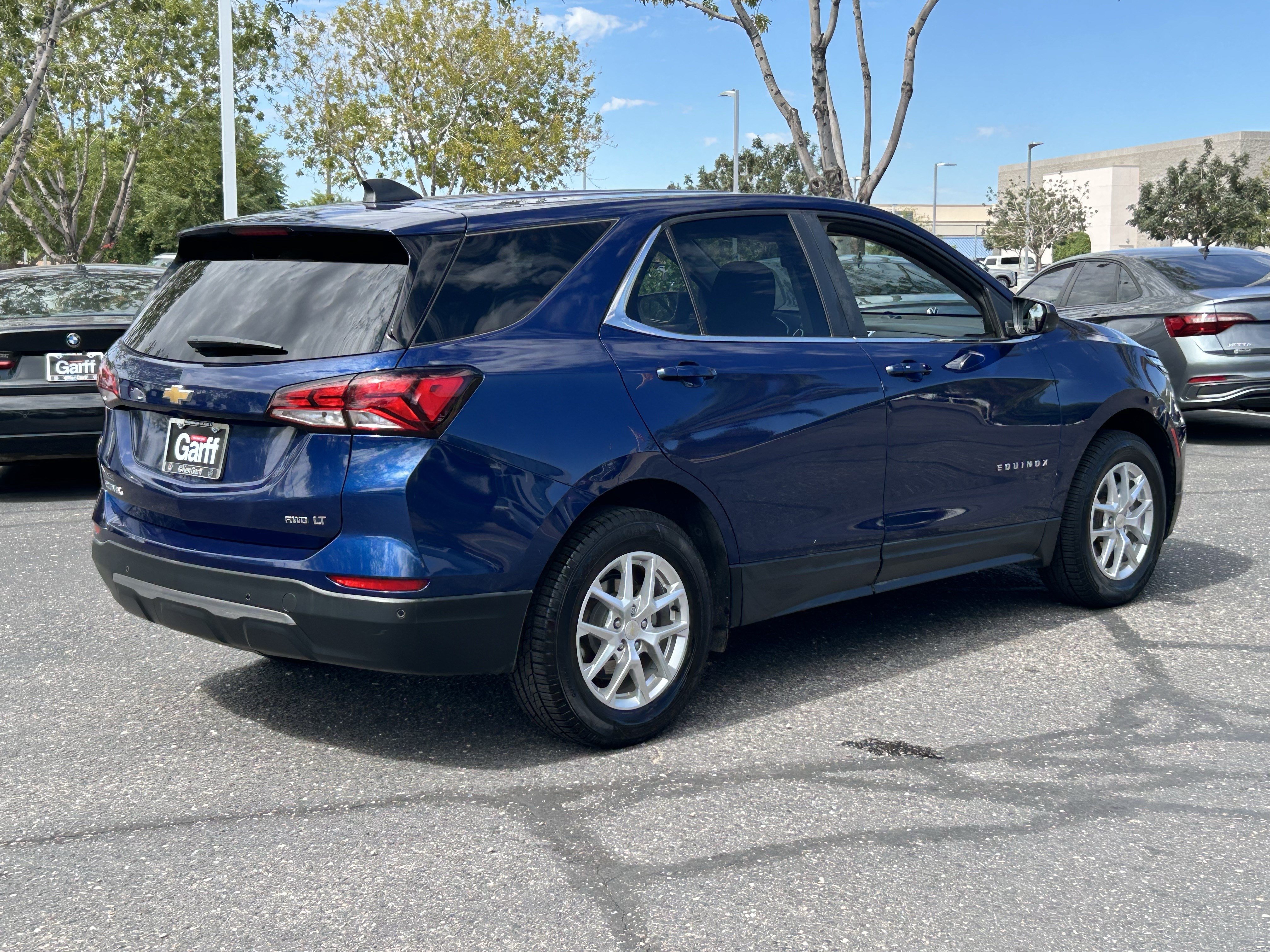 Used 2022 Chevrolet Equinox LT AWD/4WD image 4