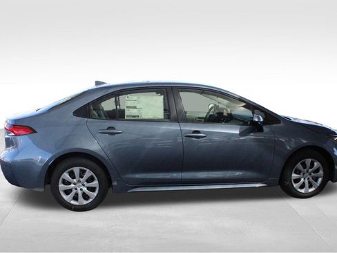 New 2026 Toyota Corolla LE FWD image 15