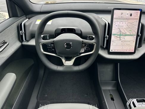 New 2026 Volvo EX30 Ultra w/ Climate Package image 13