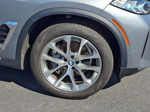 Used 2024 BMW X5 xDrive40i w/ Premium Package AWD/4WD image 8