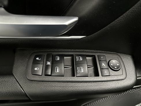 Used 2023 RAM 1500 Big Horn AWD/4WD image 19