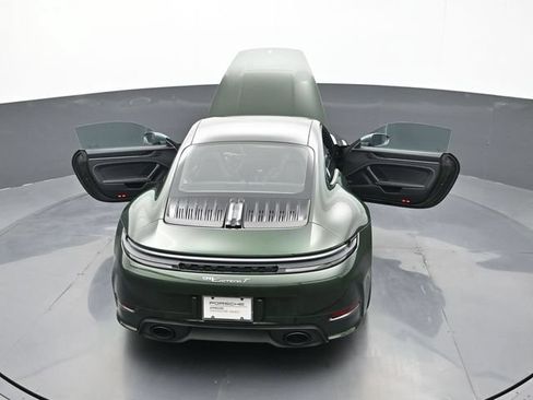 Certified 2026 Porsche 911 Carrera T RWD image 23