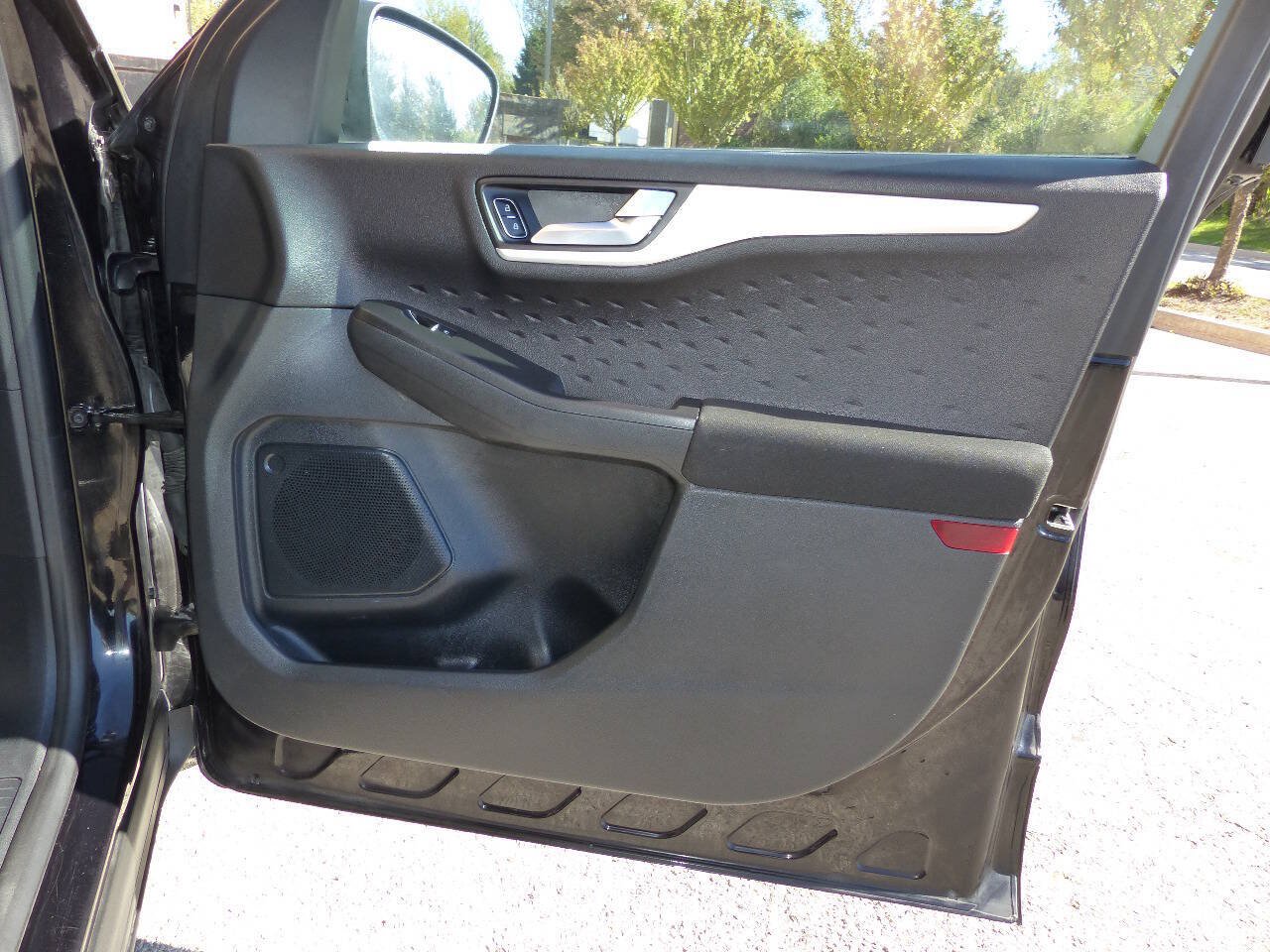 Used 2020 Ford Escape SE AWD/4WD image 39