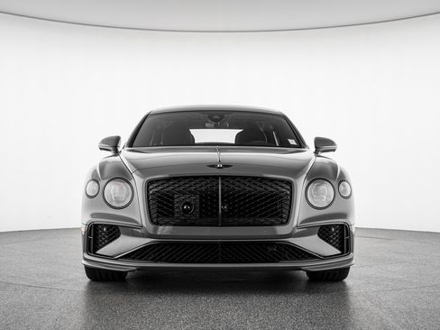 Used 2025 Bentley Flying Spur Plug-In Hybrid AWD/4WD image 12