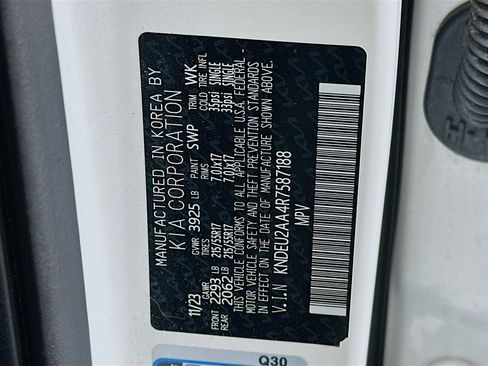 Used 2024 Kia Seltos S image 12