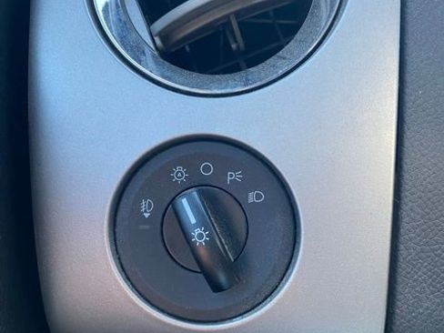 Used 2012 Ford Expedition Limited image 22