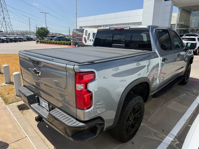 Used 2023 Chevrolet Silverado 1500 ZR2 w/ Technology Package AWD/4WD image 4