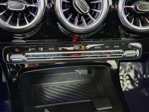 Used 2025 Mercedes-Benz CLA 250 4MATIC image 15