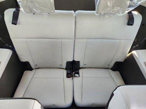 New 2025 Hyundai Santa Fe Calligraphy image 19