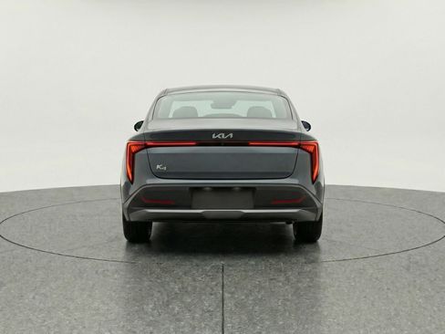 Used 2025 Kia K4 LXS FWD image 7
