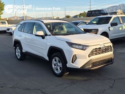Used 2019 Toyota RAV4 LE w/ Carpet Mat Package