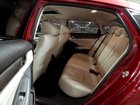 Used 2018 Honda Accord EX-L image 19
