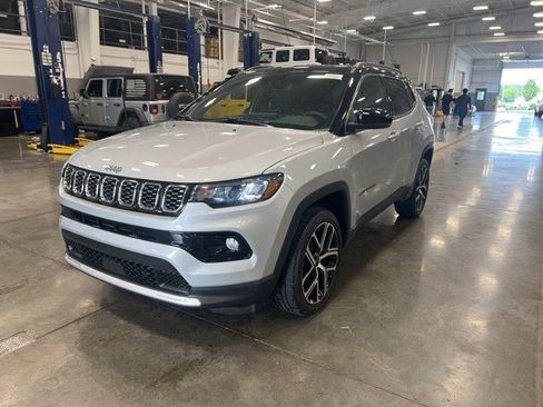 New 2025 Jeep Compass Limited w/ Sun & Sound Group image 3