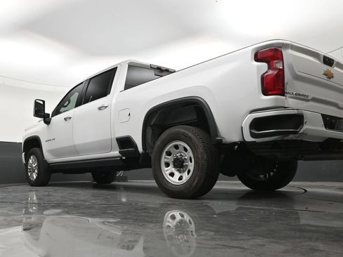Used 2023 Chevrolet Silverado 2500 High Country w/ Z71 Off-Road Package AWD/4WD image 22