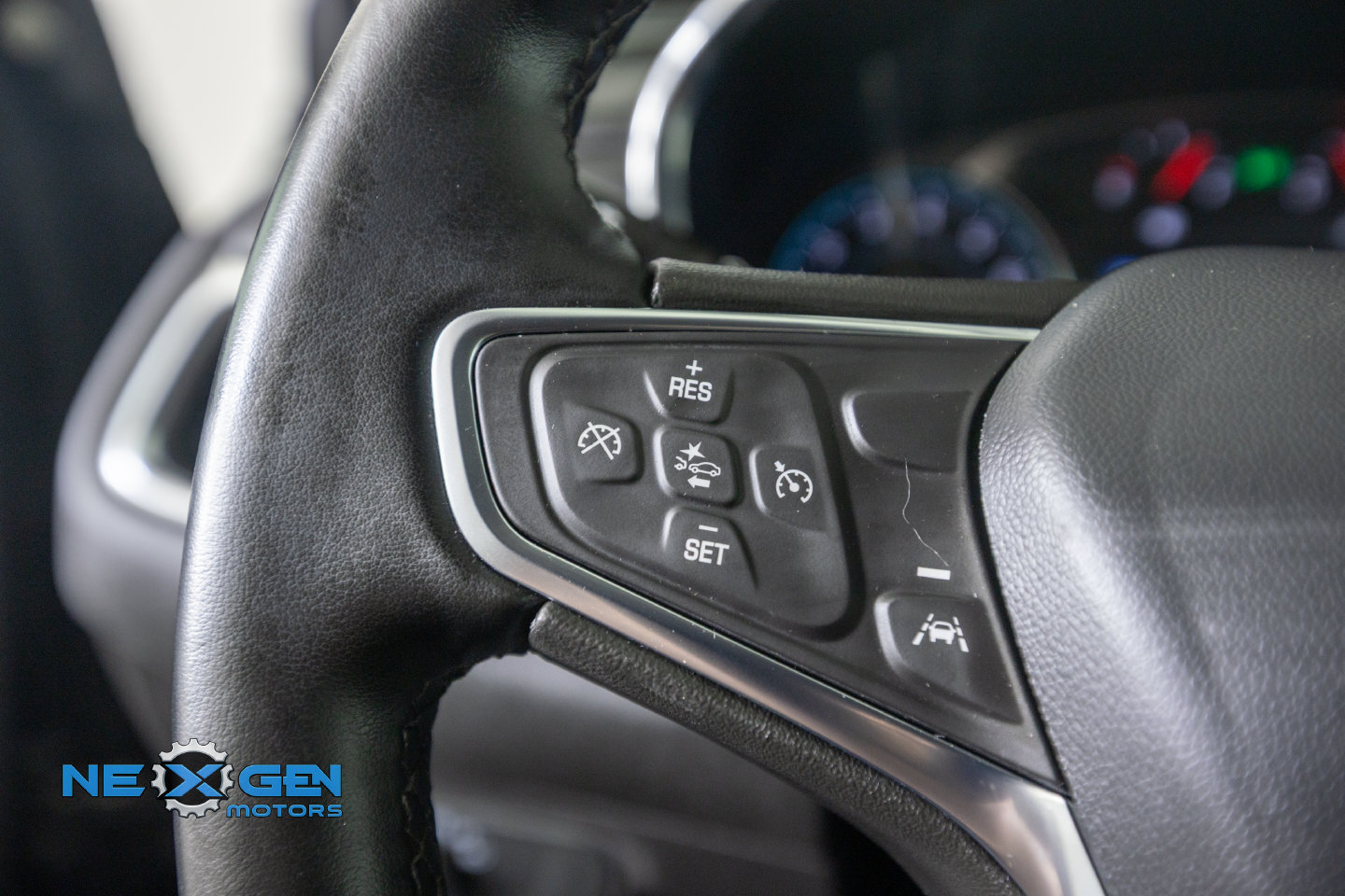 Used 2024 Chevrolet Equinox LT AWD/4WD image 17