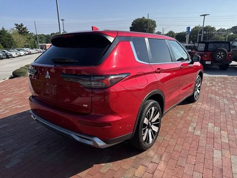 Used 2025 Mitsubishi Outlander SE FWD image 36