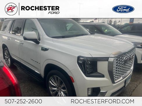 Used 2022 GMC Yukon Denali AWD/4WD image 1