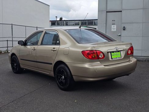 Used 2004 Toyota Corolla CE w/ Preferred Accessory Pkg FWD image 5