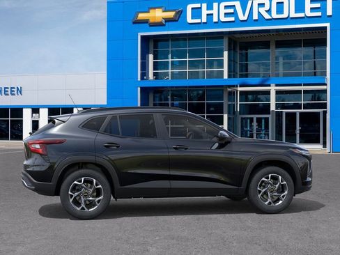 New 2026 Chevrolet Trax LT image 5