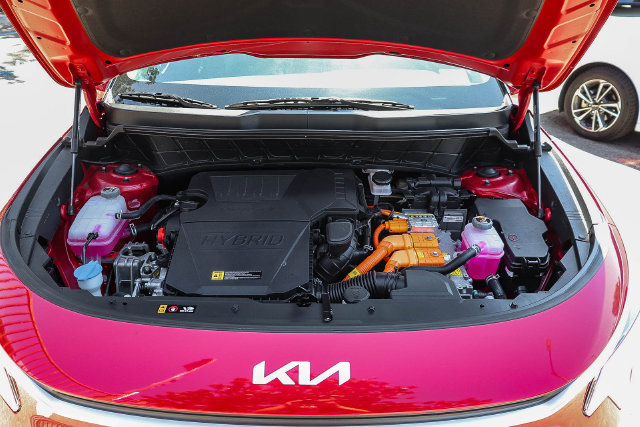 Certified 2025 Kia Niro EX FWD image 24