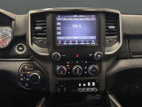 Used 2020 RAM 1500 Big Horn AWD/4WD image 12