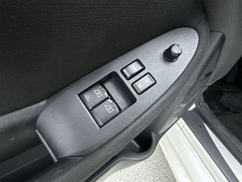 Used 2016 Nissan 370Z w/ Sport Package image 18