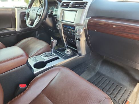 Used 2018 Toyota 4Runner Limited AWD/4WD image 16