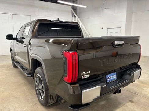 Used 2024 Toyota Tundra Limited w/ Power Package AWD/4WD image 5