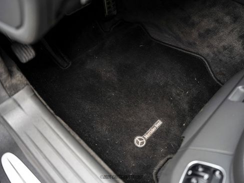 Used 2004 Mercedes-Benz SL 500 image 36