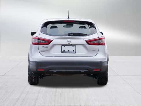 Certified 2022 Nissan Rogue Sport S image 6