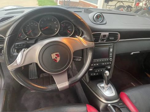 Used 2010 Porsche 911 Carrera S RWD image 6