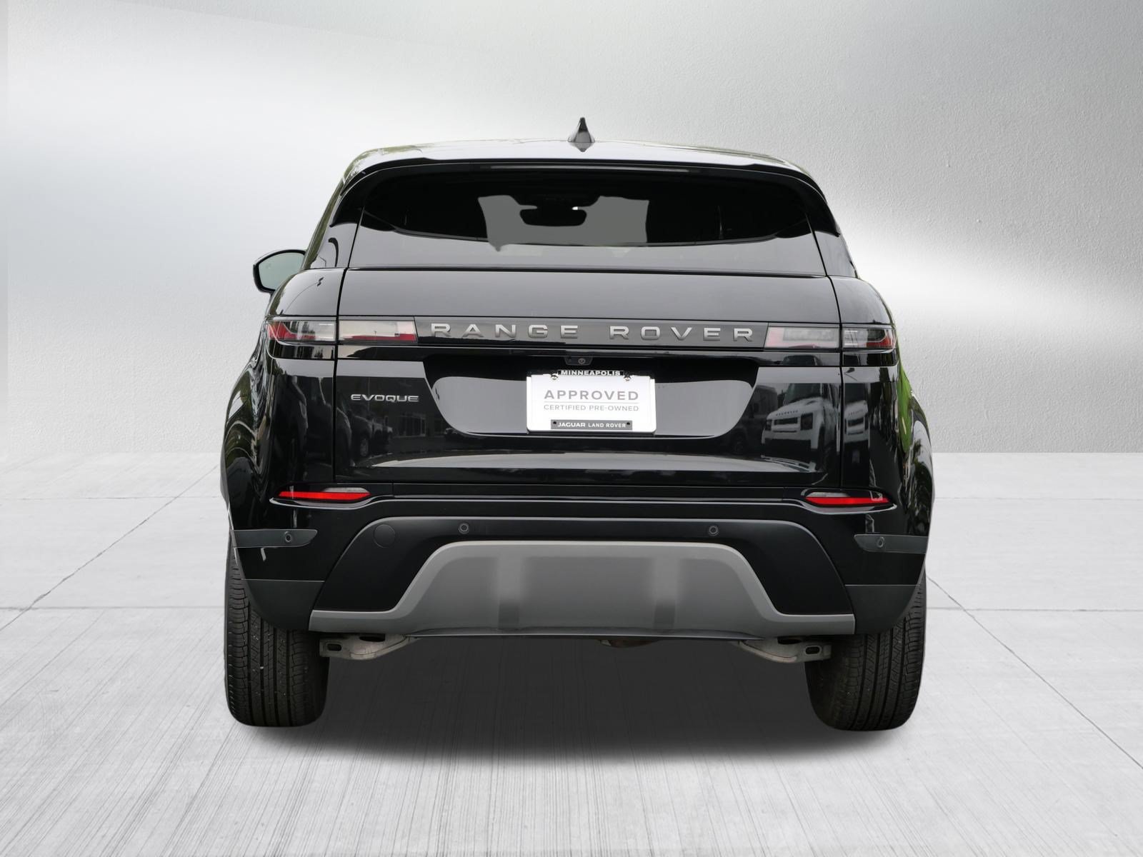 Used 2025 Land Rover Range Rover Evoque S AWD/4WD image 4