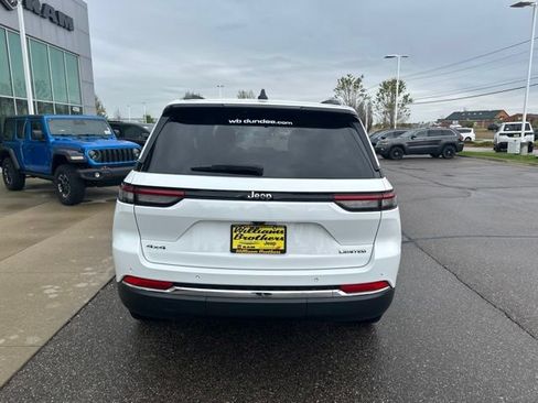 Used 2023 Jeep Grand Cherokee Limited AWD/4WD image 8