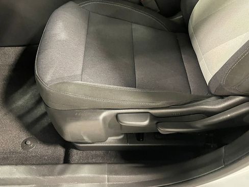 Used 2024 Chevrolet Trax LS FWD image 20