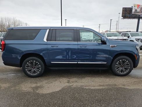 New 2026 GMC Yukon XL Elevation image 6
