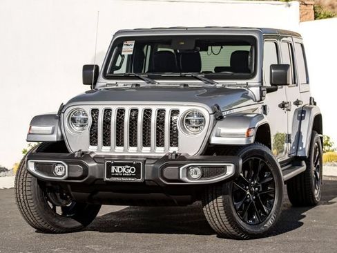 Used 2021 Jeep Wrangler Unlimited Sahara w/ Cold Weather Group AWD/4WD image 1