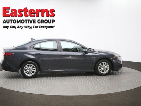 Used 2025 Toyota Camry LE image 45