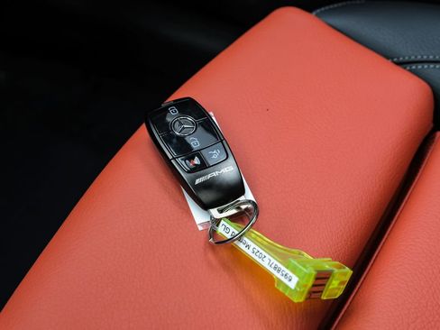 Used 2025 Mercedes-Benz GLA 35 AMG 4MATIC w/ Exclusive Trim Package image 55