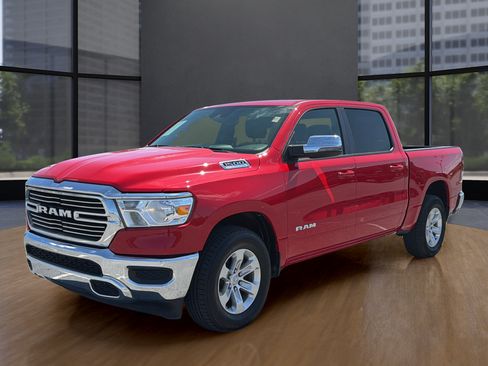 Used 2024 RAM 1500 Laramie RWD image 12