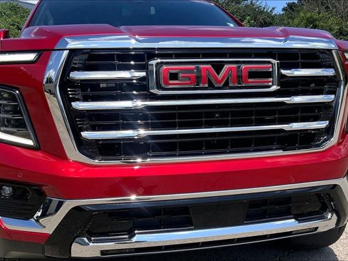 Used 2026 GMC Yukon Elevation AWD/4WD image 30