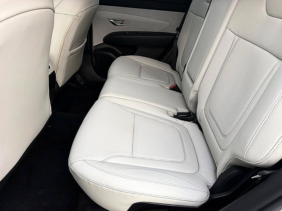 Certified 2025 Hyundai Tucson SEL FWD image 9